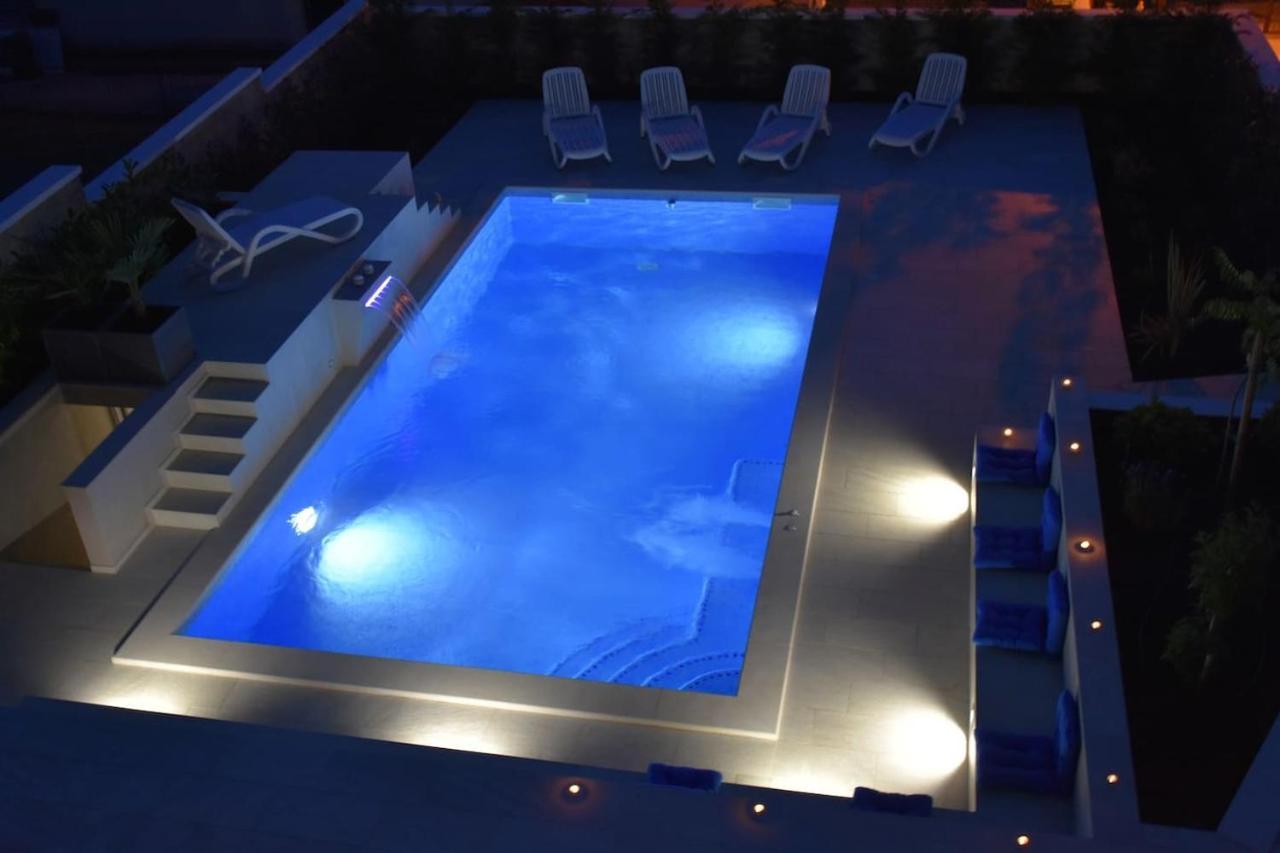 PUY Apartment With Heated Pool, Villa Regina מראה חיצוני תמונה