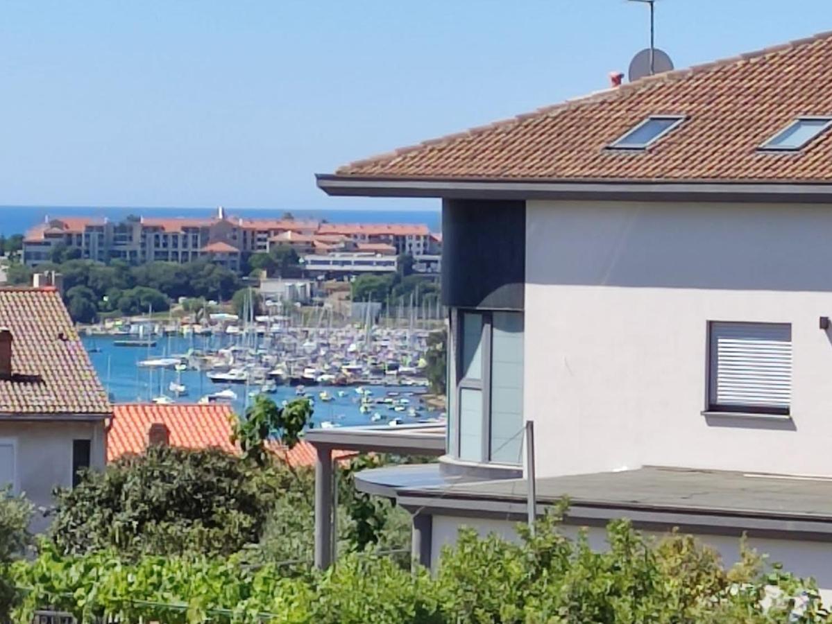 PUY Apartment With Heated Pool, Villa Regina מראה חיצוני תמונה